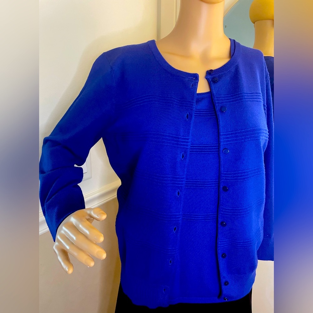 Set top and cardigan sweater royal blue size M